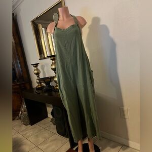 Austen & Bowden Green Knit Top